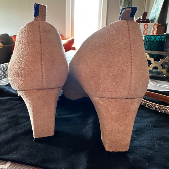 dr LIZA sneaker pump with detachable sparkle strap - GOLDEN SAND SUEDE - Sz 8.5W - Picture 7 of 13